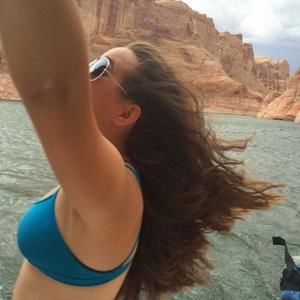 Meet your Posher, Bella